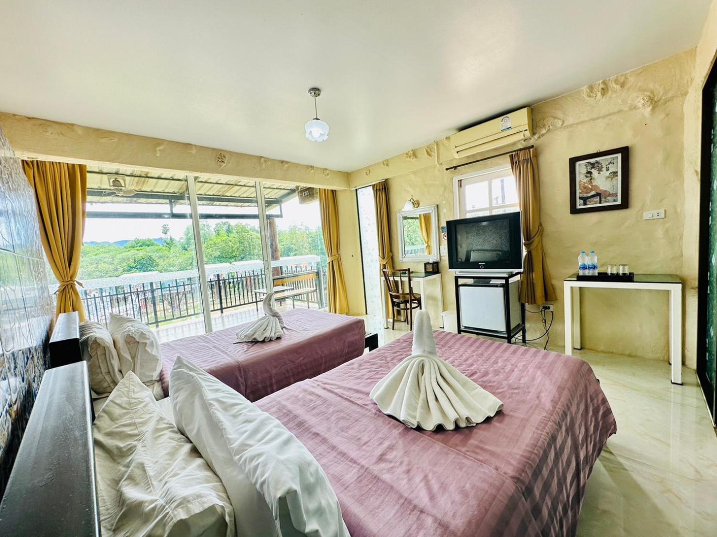 Yoko River Kwai Resort Ban Huai Maenam Noi Dış mekan fotoğraf